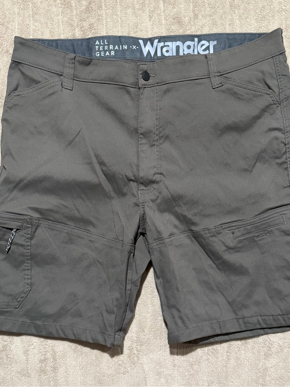 Wrangler ATG Cargo Shorts Mens 38 Gray Nylon All Terrain Gear Stretch Hiking 9”